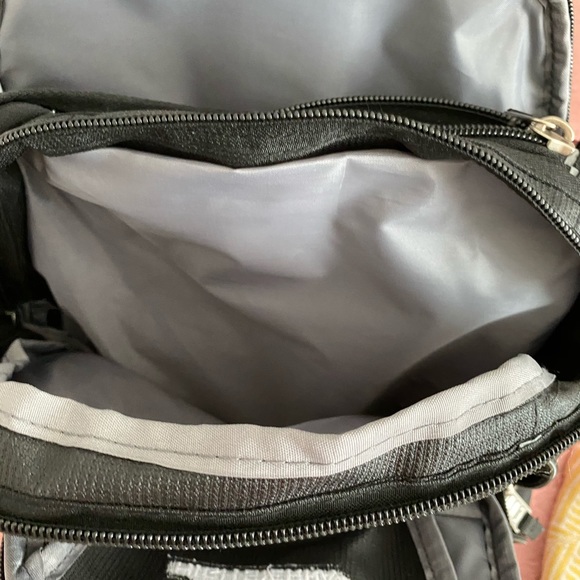 HIGH SIERRA BACKPACK - Picture 5 of 7